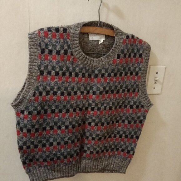 Pendleton Sz L Sweater Vest - Wool brown with blue red green checkers - Picture 5 of 6